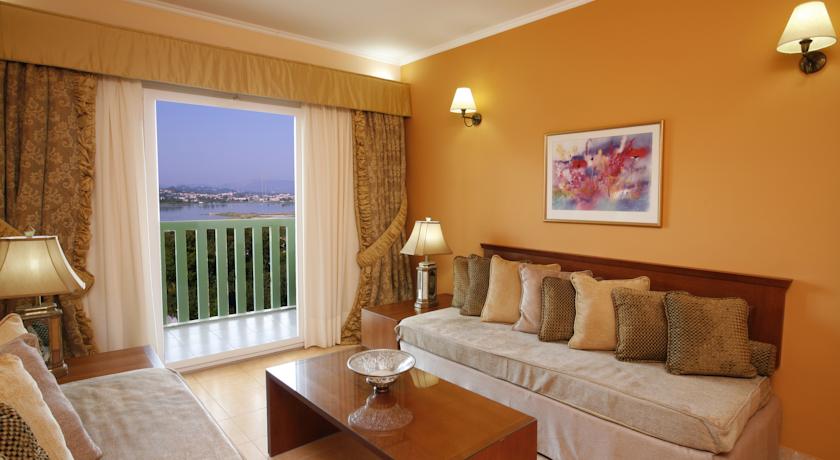 Hotel Ariti  4* (Corfu)